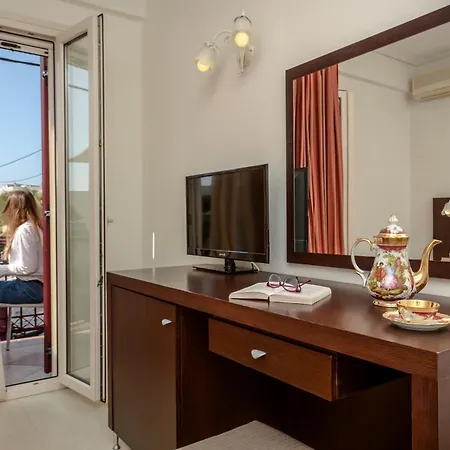 Lägenhetshotell Aeolis Boutique 3*