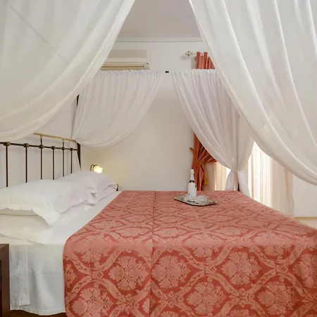 Aeolis Boutique 3* Naxos City