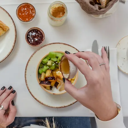 Aeolis Boutique Apart Otel 3*