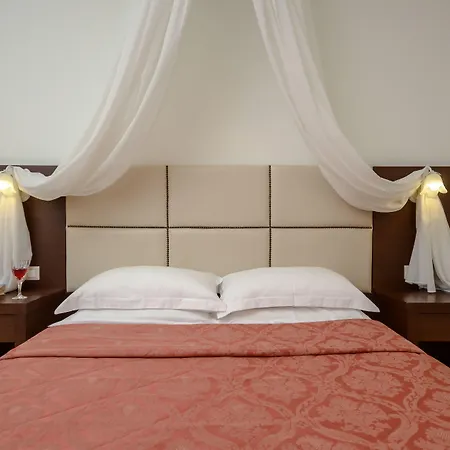 Apart Otel Aeolis Boutique 3*