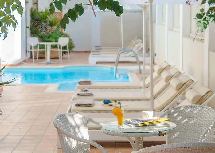 Aeolis Boutique Aparthotel