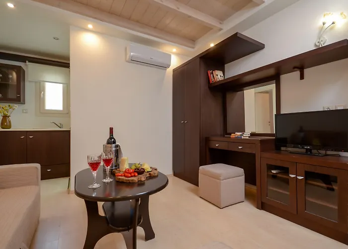 Aeolis Boutique Aparthotel 3*