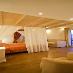 Aeolis Boutique Aparthotel 3*