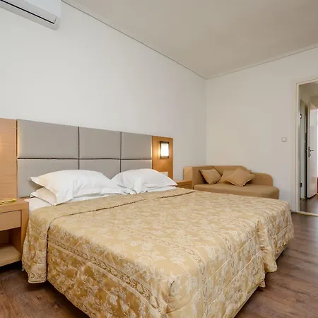 Apartahotel Aeolis Boutique 3*