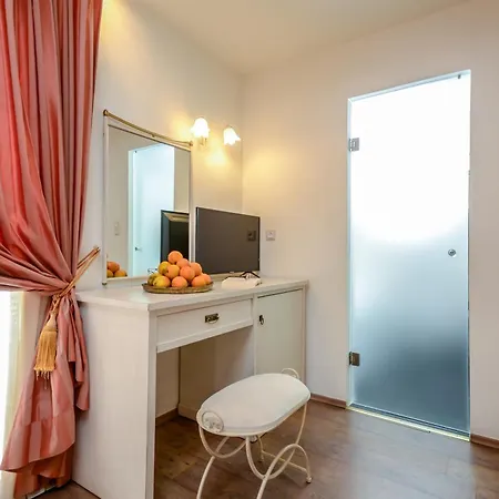 Aeolis Boutique 公寓式酒店 3*