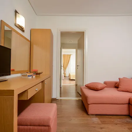 Aeolis Boutique Apartahotel