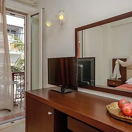 Aparthotel Aeolis Boutique 3*