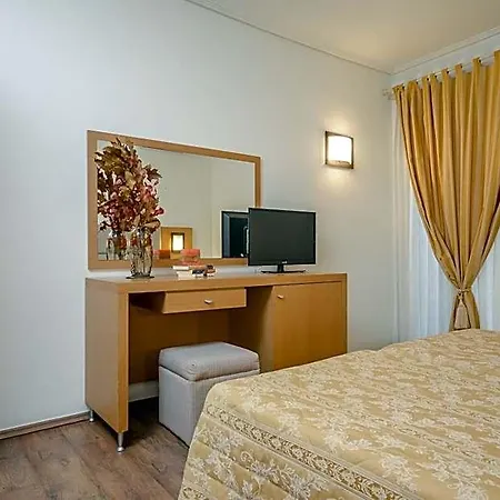Aparthotel Aeolis Boutique 3*