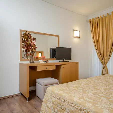 Aeolis Boutique Aparthotel 3*